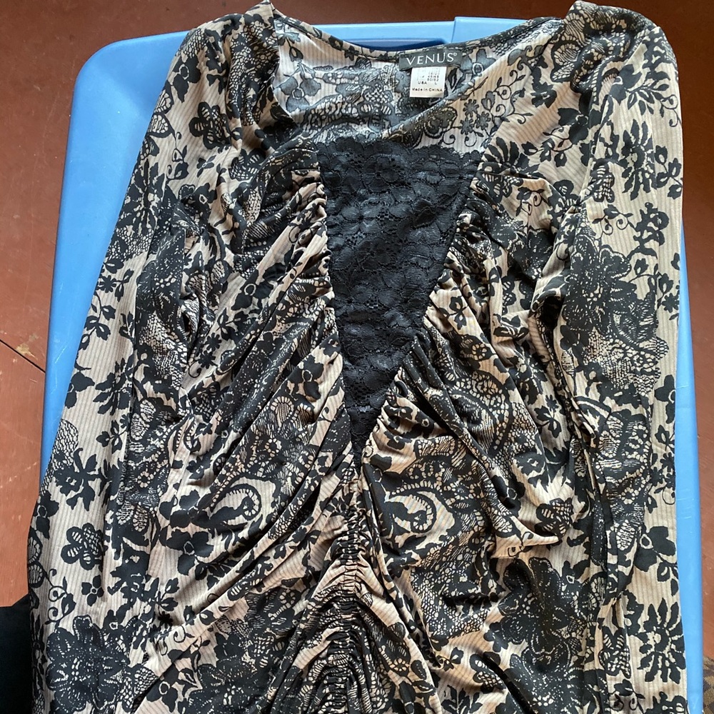 Cute long sleeve dress shirt